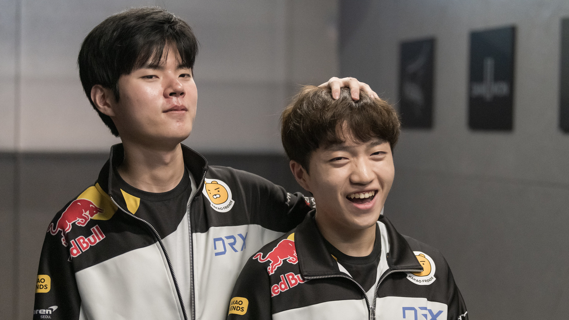Deft and Keria wait for the interview after beating T1 in the LCK