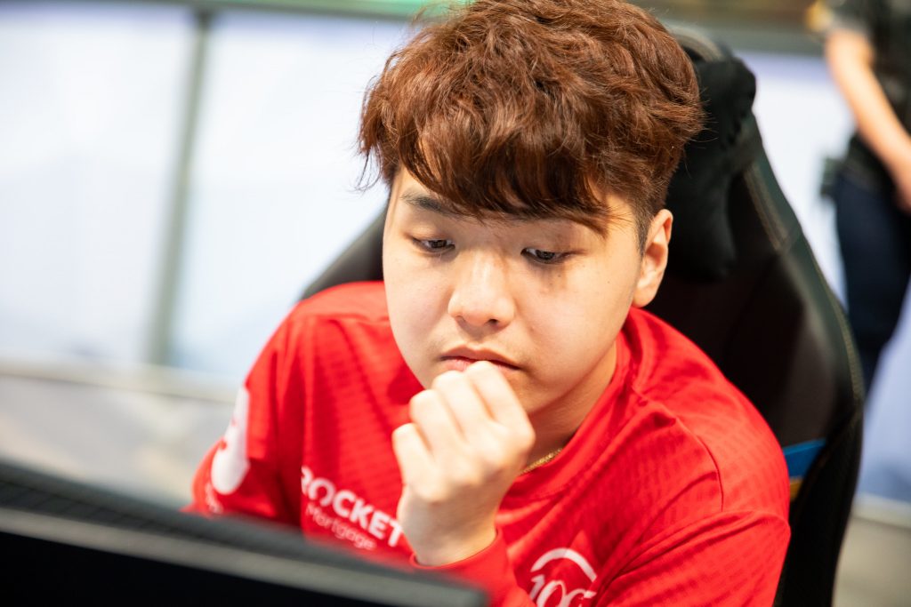 Ryoma looks at his League of Legends screen after a 100 Thieves loss.