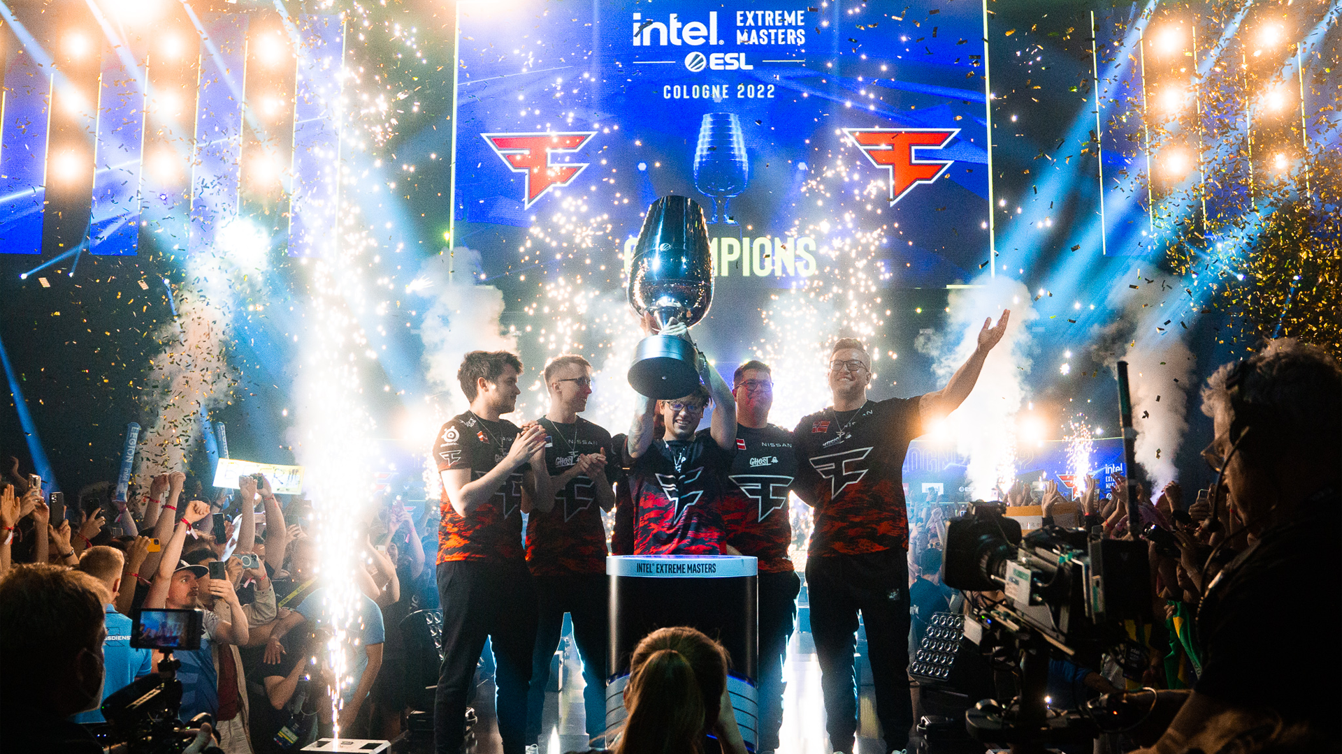 The best players from IEM Cologne's group stage